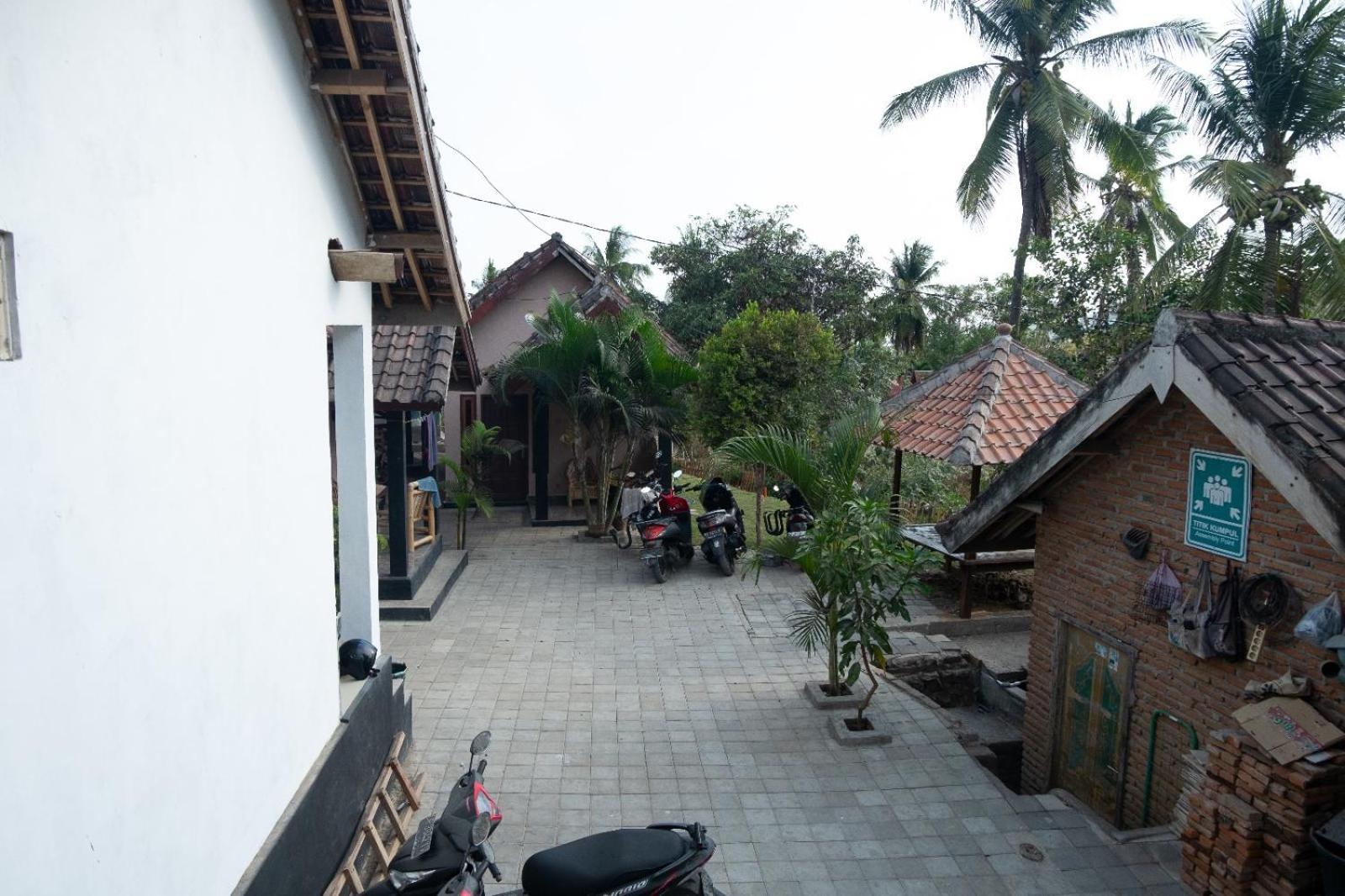 Gani Homestay Kuta  エクステリア 写真
